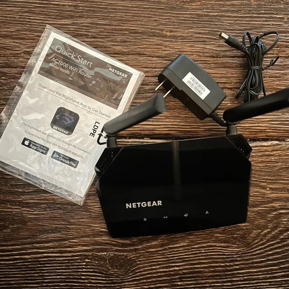 NETGEAR Router - Picture 2 of 8